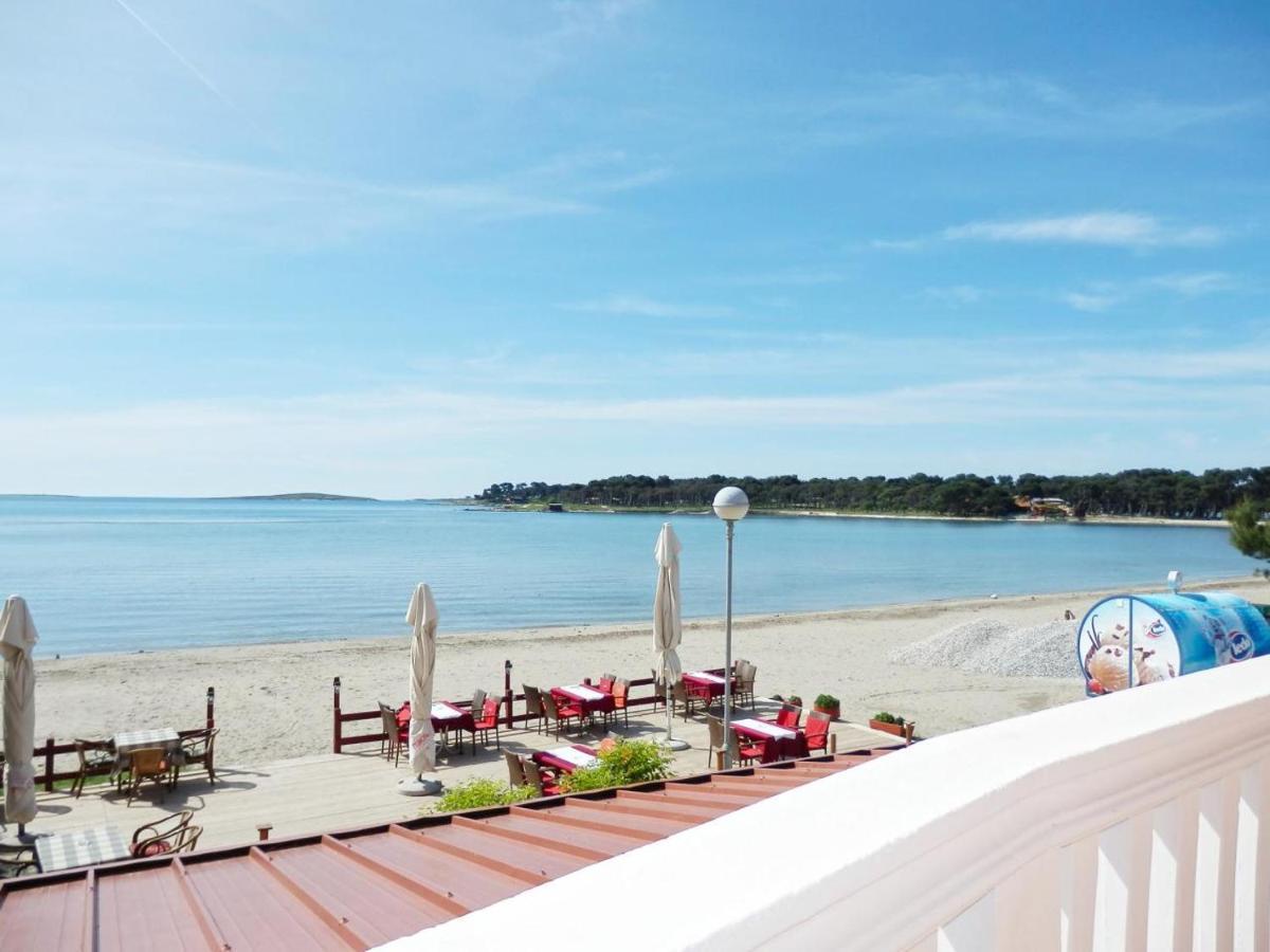Sand Beach Apartment Idila Medulin Exterior foto