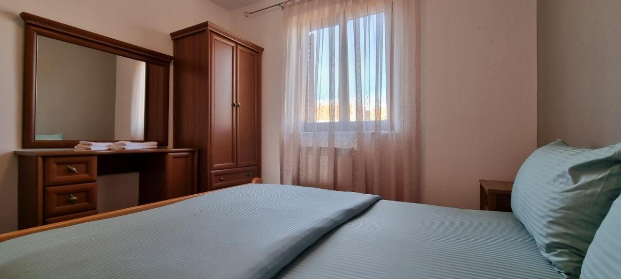 Sand Beach Apartment Idila Medulin Exterior foto
